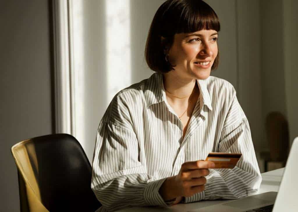 Retail & E-Commerce